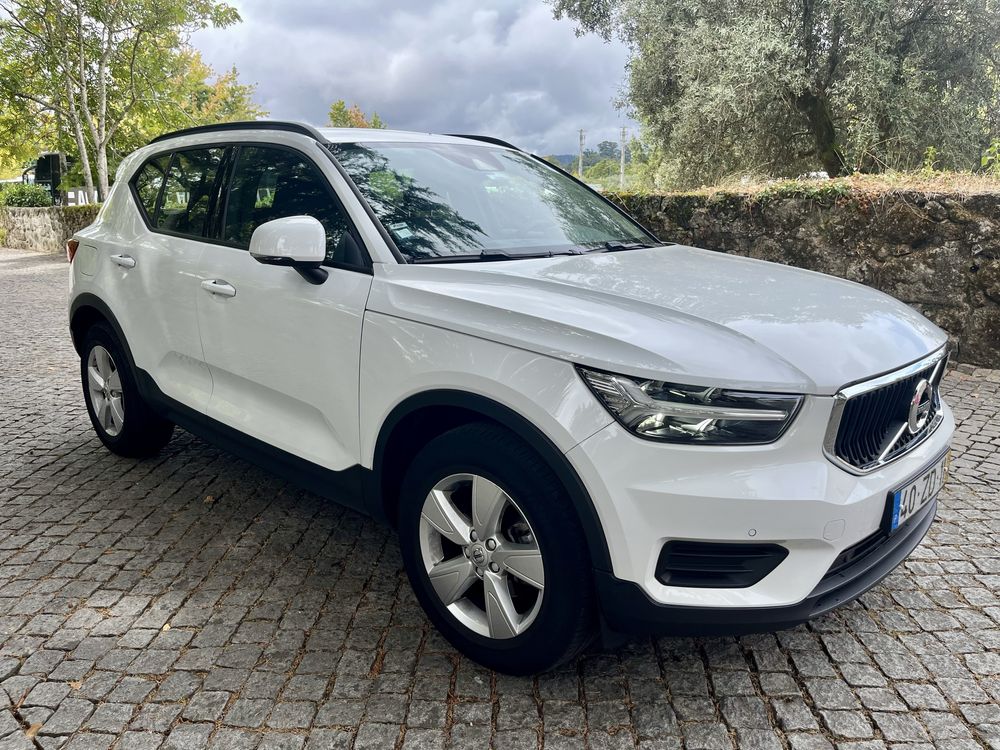 Oportunidade VOLVO XC 40 T3  2019