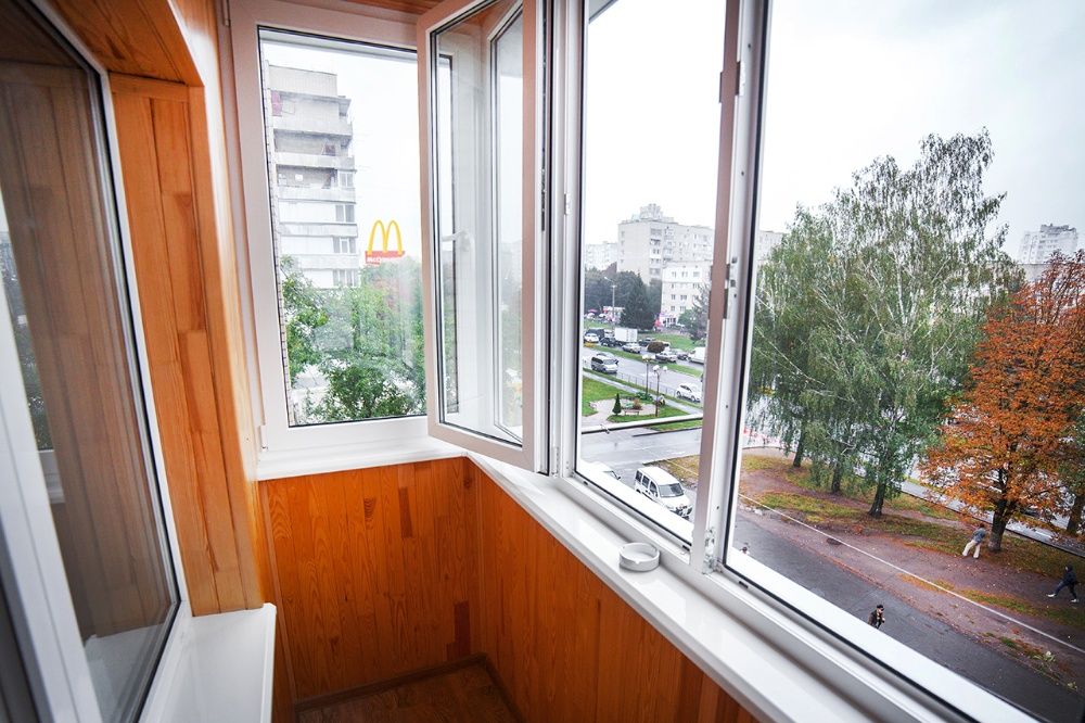 VIP - квартира в центрі Вишеньки .Подобово