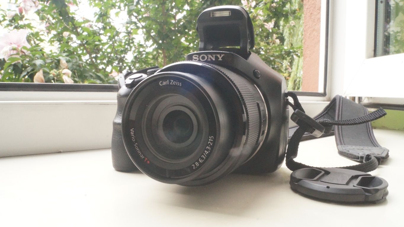 Sony Cyber-shot DSC-HX300