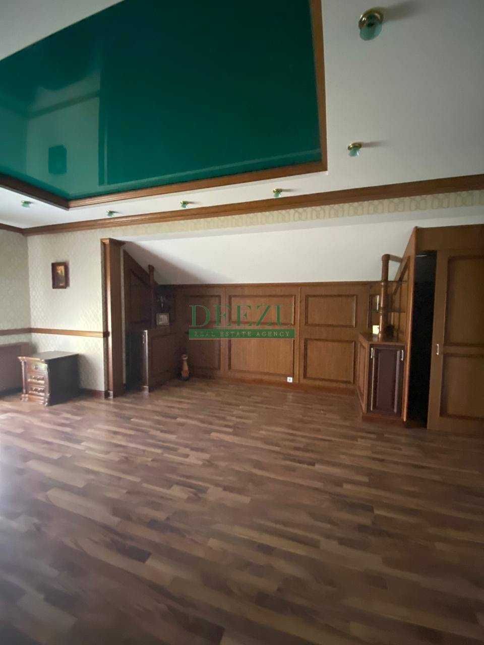 Продажа дома  700 м2 в Конча-Заспе