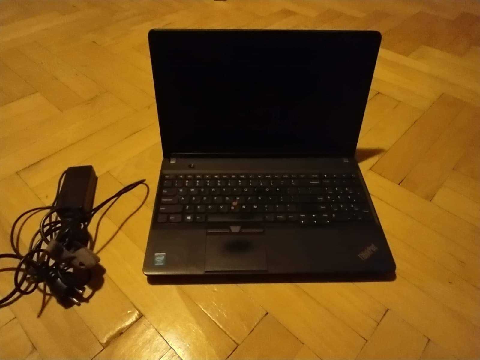 Laptop Lenovo edge, E530C, działa