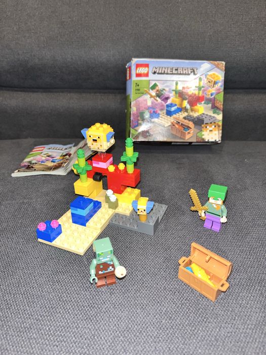 Lego Minecraft 21164, 100% kompletne