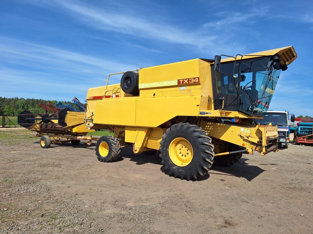 New holland tx 34 kombajn zbożowy 30 32 laverda msssey ferguson 34
zbo