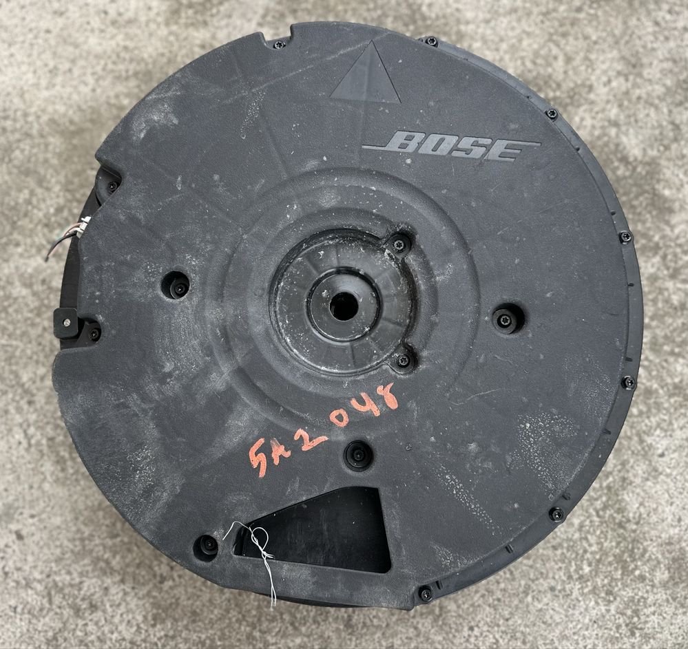 Сабвуфер Bose Nissan Rogue T33 2020- 281706RA2A