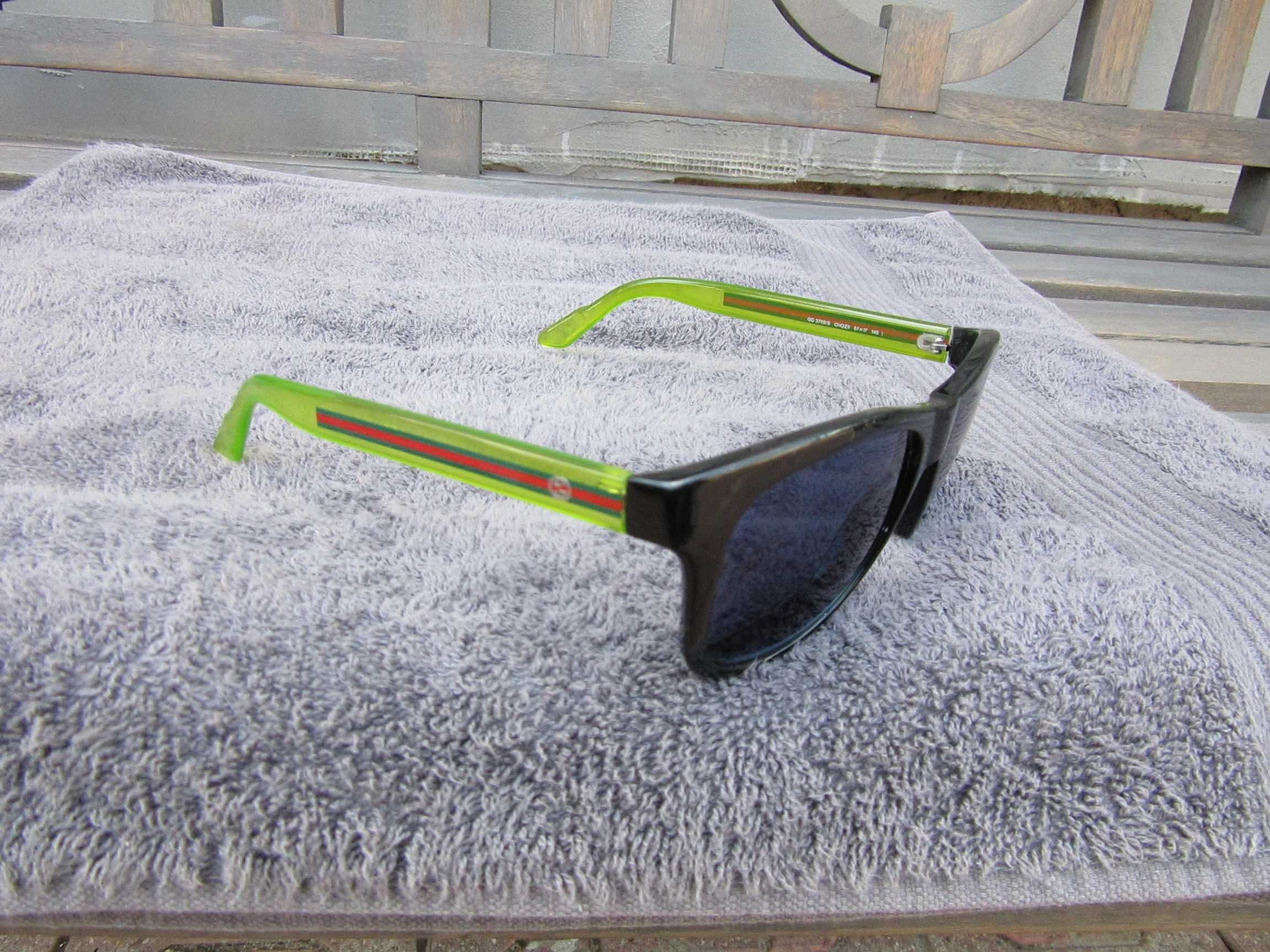 Okulary przeciwsłoneczne GUCCI  styl Retro prostokątne