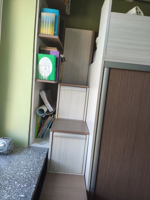 Łóżko piętrowe,szafa przesuwna