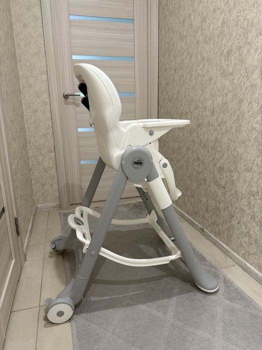 Стільчик для годування CAM