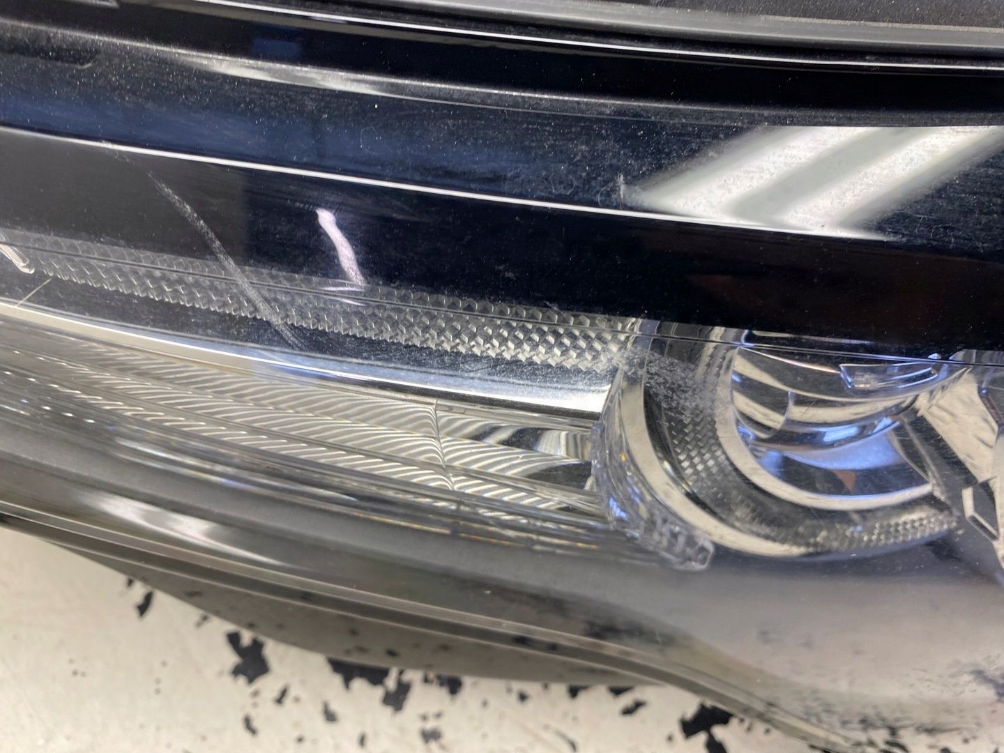 LAND ROVER EVOQUE LAMPA PRAWY PRZÓD XENON BJ32-13W029-EC