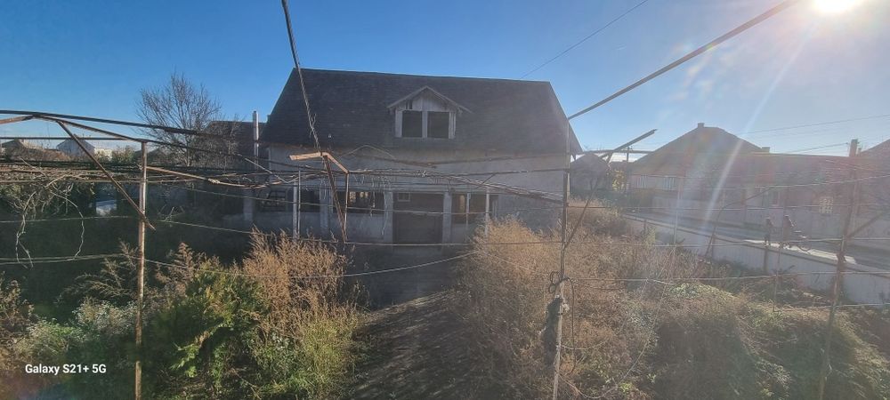 Будинок в Закарпатті, будинок в селі