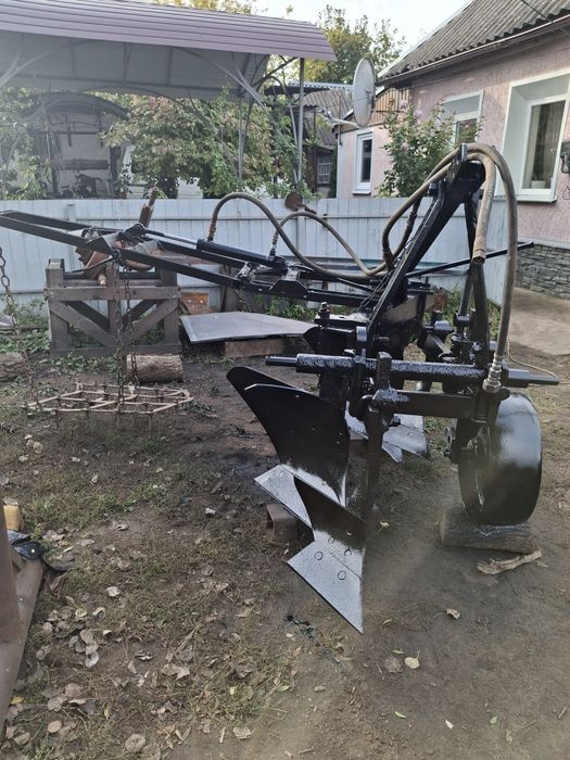 Плуг ПЛН 2-35, Т40,з передплужниками.