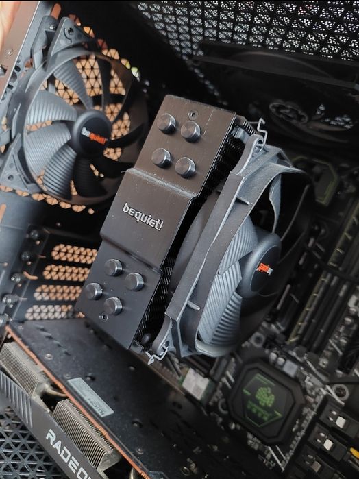 Komputer radeon RX 6700 XT 12gb, intel 8r16w 32gb RAM, ssd NVME 1000gb