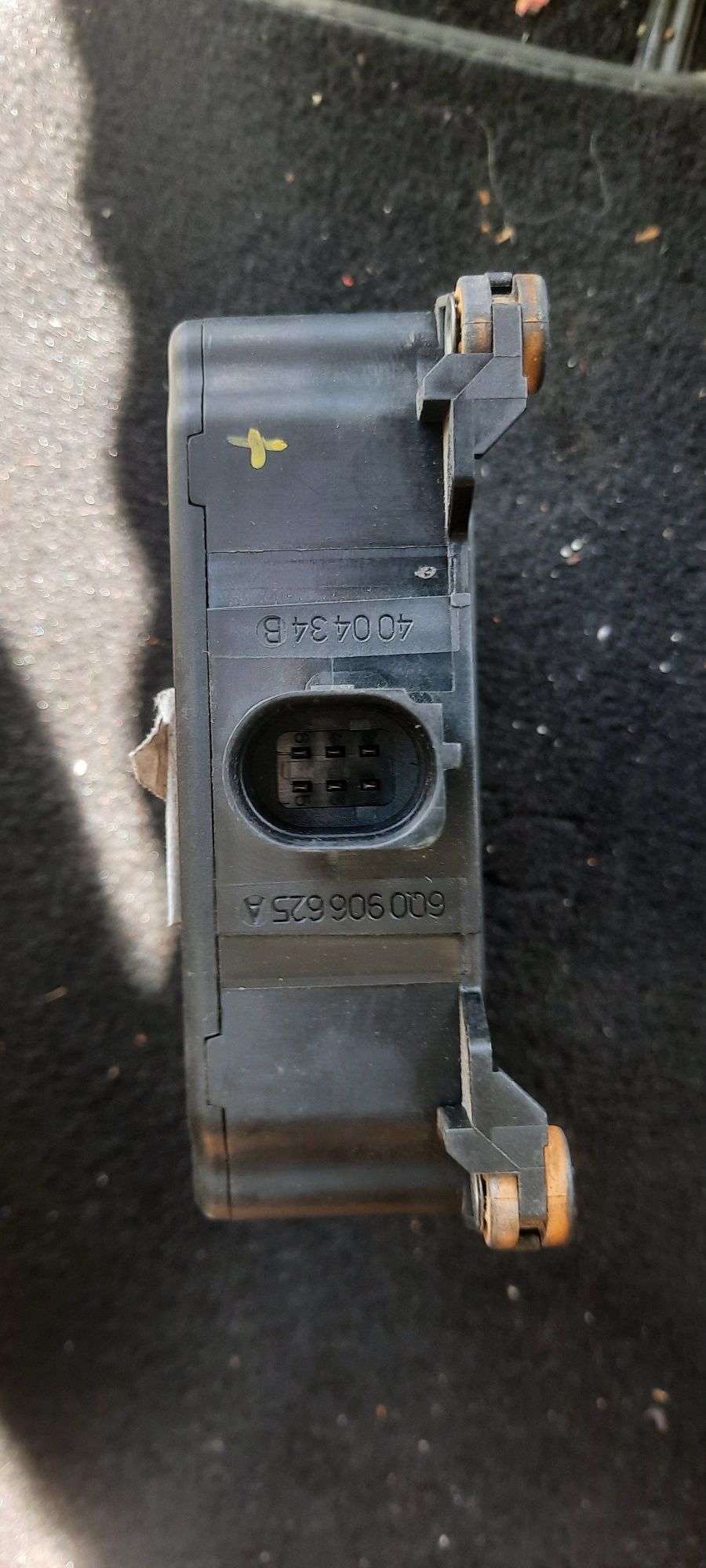 Ventilblock Audi A3 VW Polo 9N - Original VW