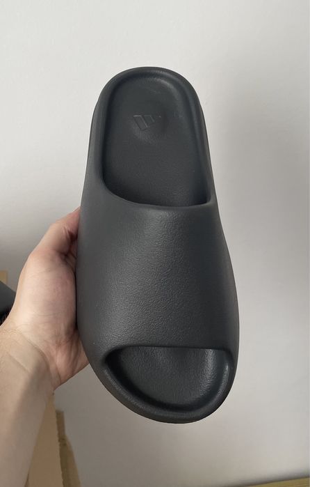 Klapki Adidas Yeezy Slide Onyx 40,5