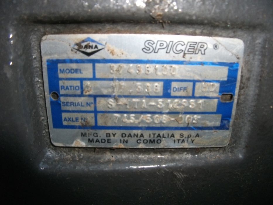 valtra seria t, t183--przedni most,zwrotnica,półoś,obudowa--części