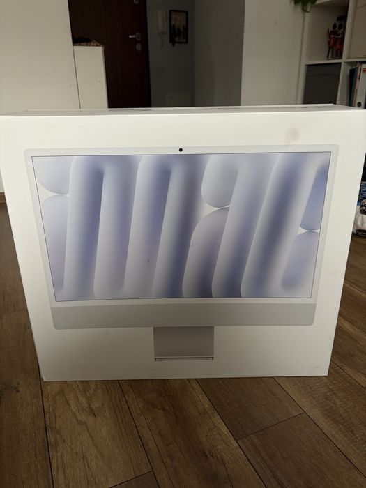 iMac M4 8core 16gb ram 256gb ssd