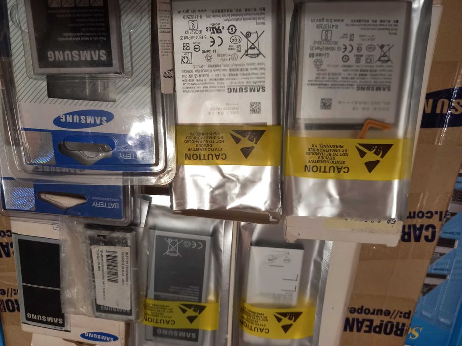Акумулятор Samsung D900 S5 mini A71 S5 S7 S9 S9+ S10+ J1 J5 J7 S21 S20