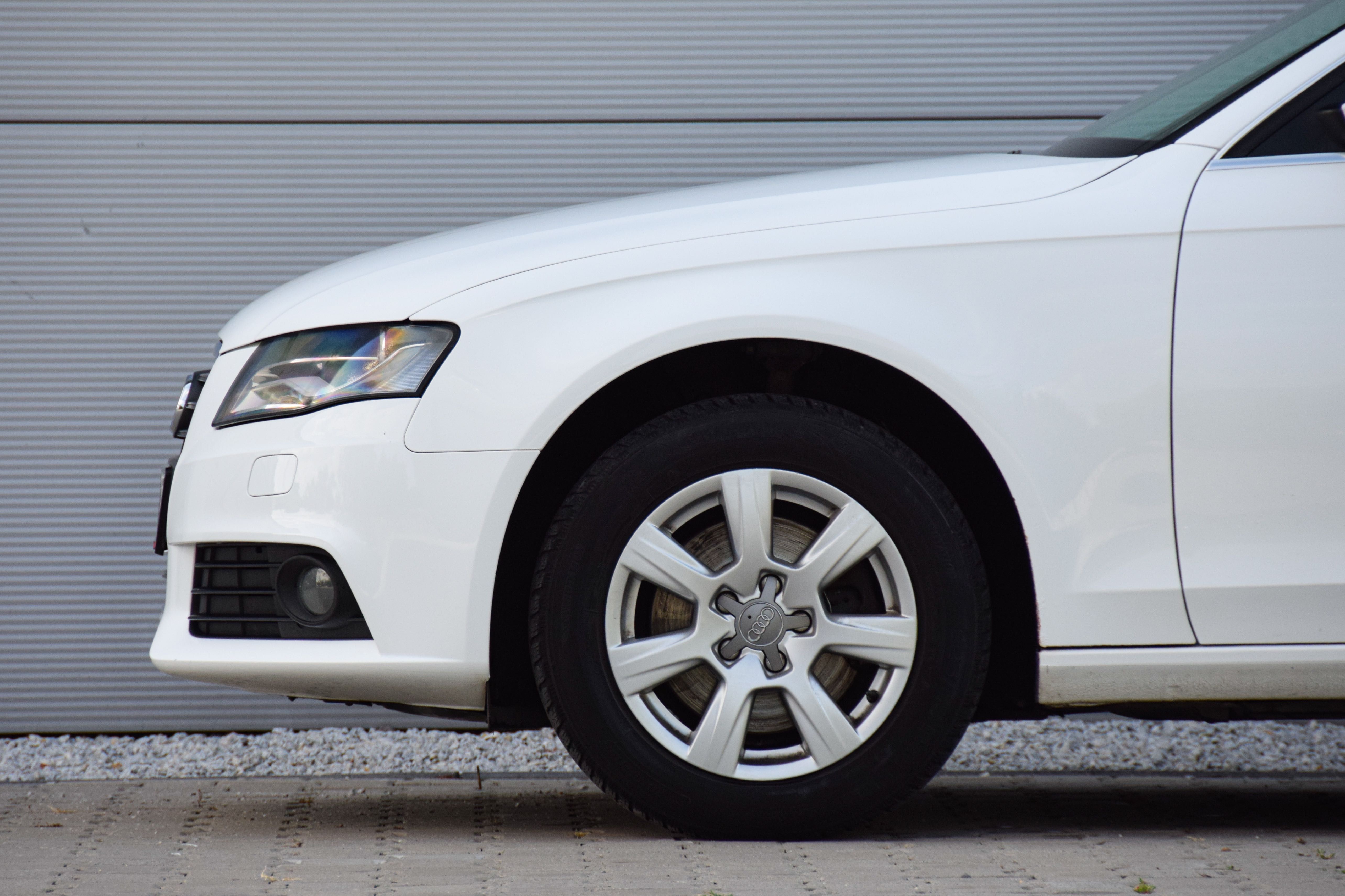 Audi A4 kombi 2.0 TDI 143KM 1 własciciel w kraju od 2017r