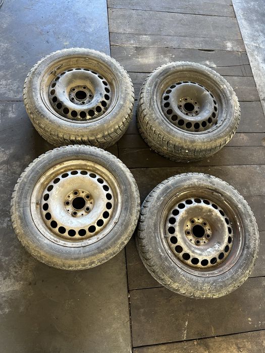 Komplet kół opony zimowe 215/55 mercedes w211 w210 r16 w203