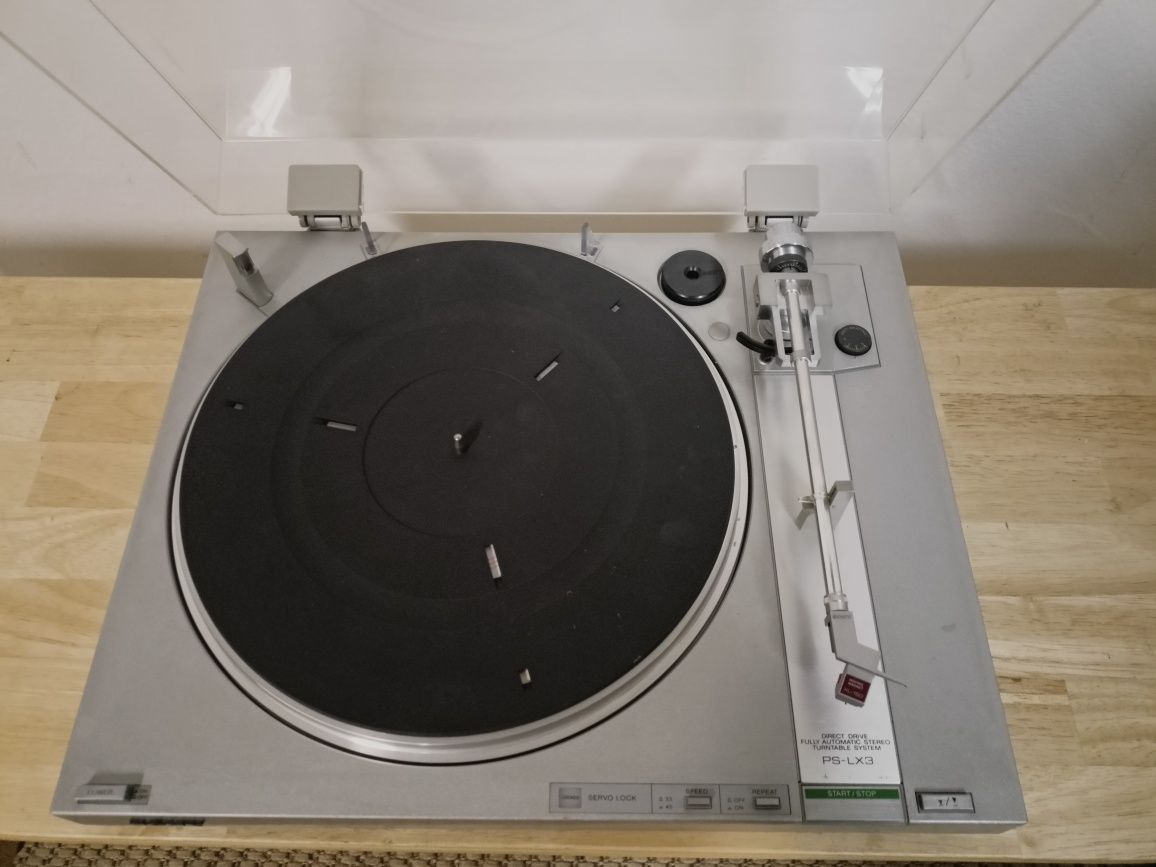 Gramofon Sony PS-LX3.