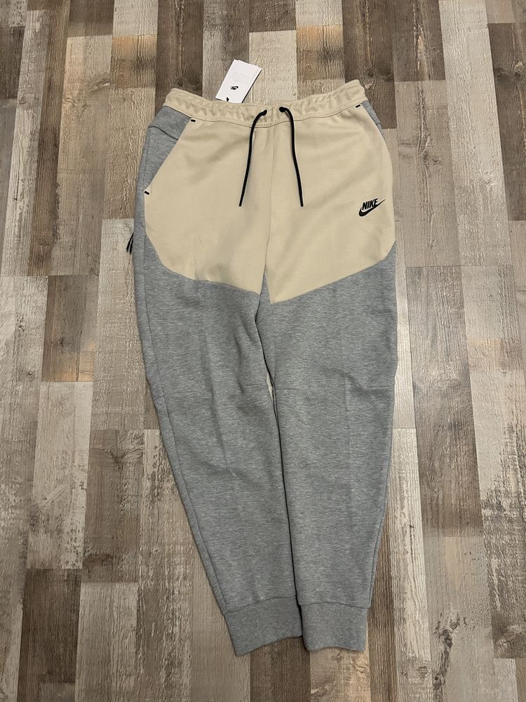 Nike tech fleece