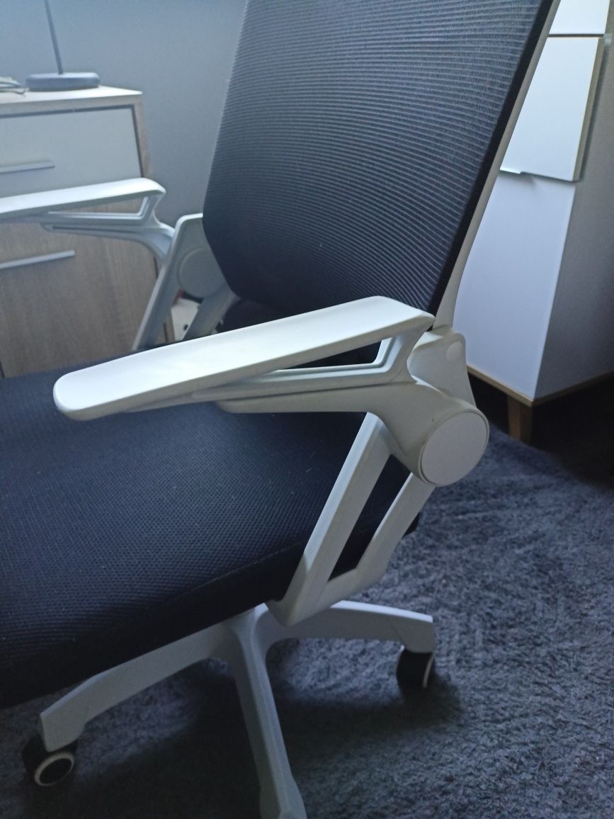 Krzesło biurowe Agata meble