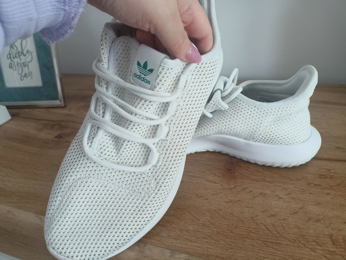 Buty adidas tabular 42 białe