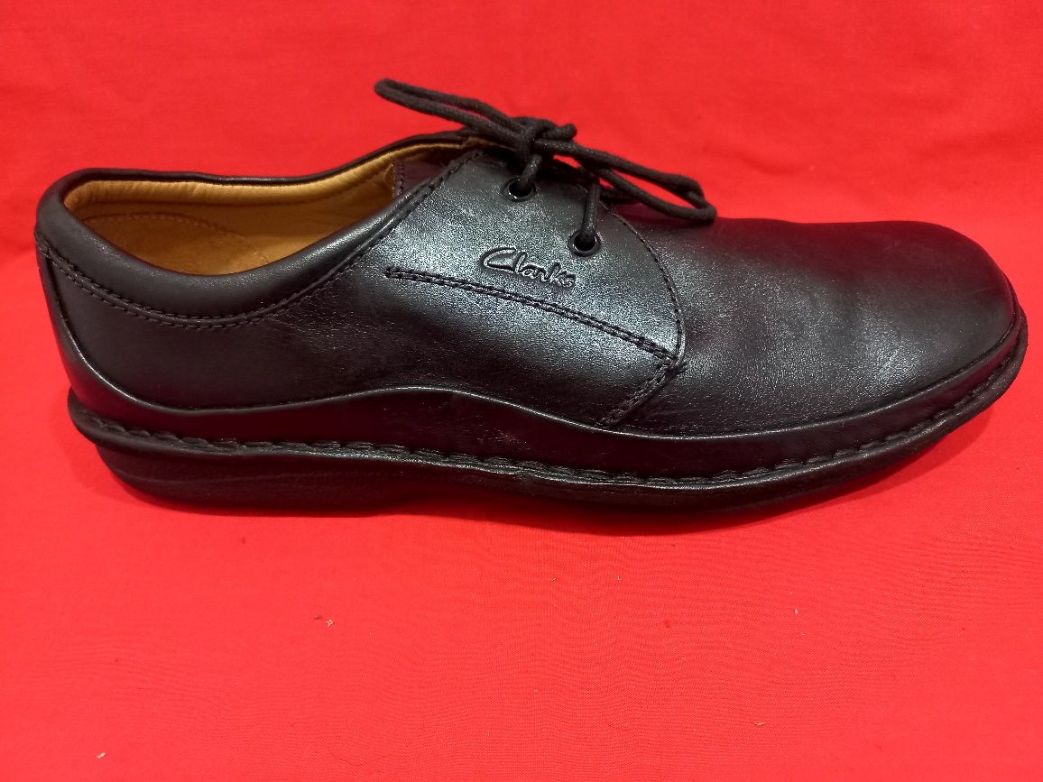 Новые кожаные туфли ботинки Clarks Active AIR 44,5 размер