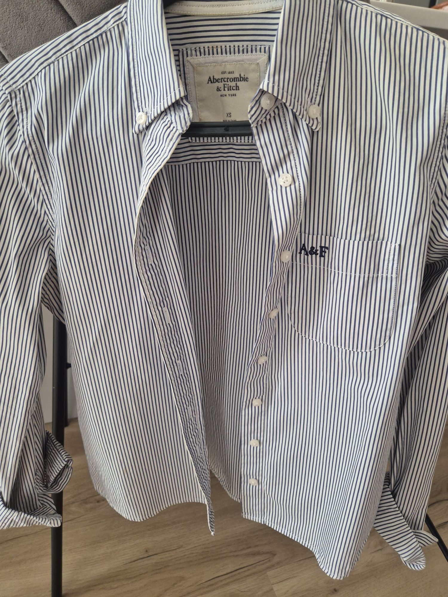 Roupa usada diversa