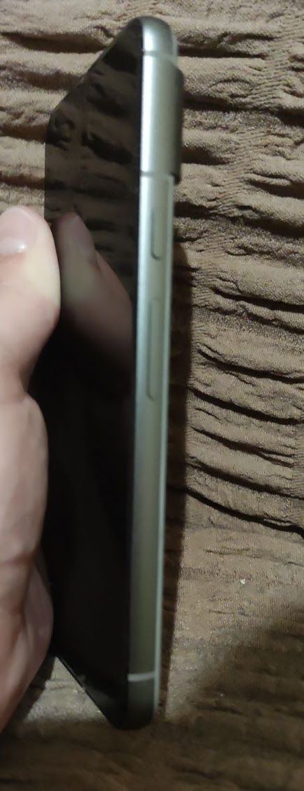 Google Pixel 8. 8/128