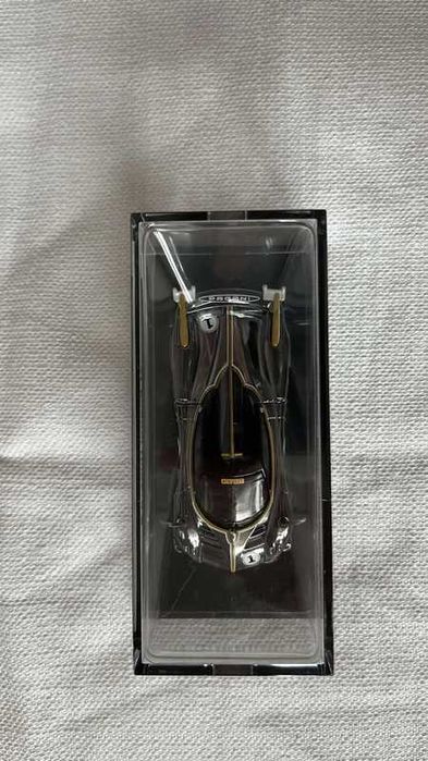 Hot Wheels RLC 21' Pagani Huayra R