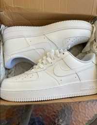 Nike Air Force 1 Low '07 White rozmiar 36