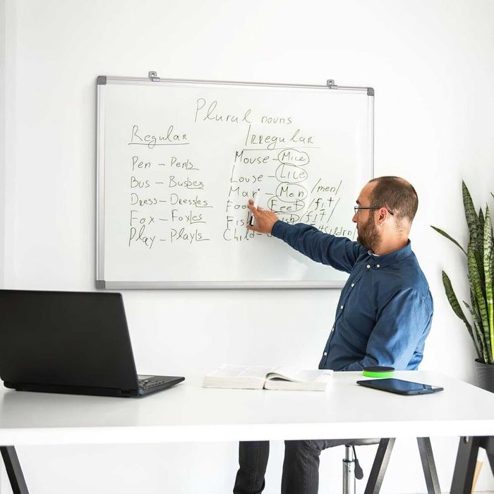 Tablica magnetyczna 90 x 60 cm tablica suchościeralna aluminiową ramą