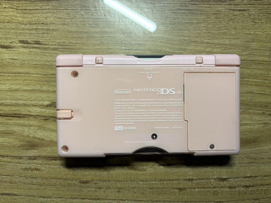 Nintendo Ds Lite - Ігрова приставка, 4/5, косметичний стан + гра