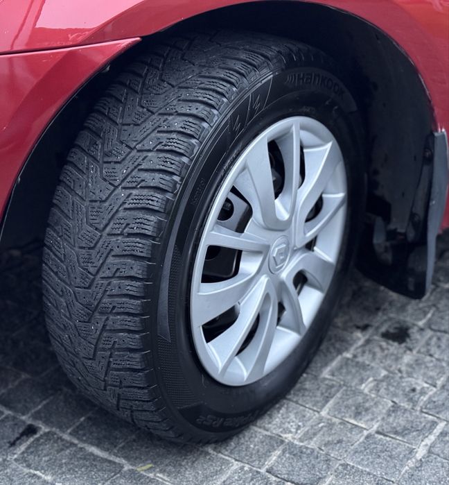 Продам Renault Logan MCV 2012