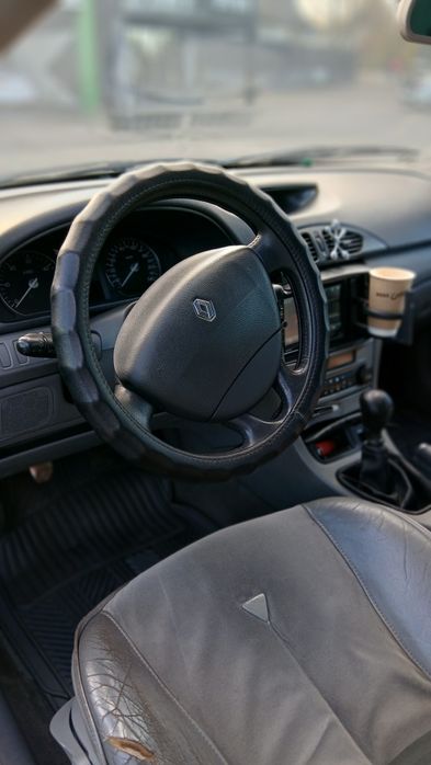 Renault Laguna 2 1.9 дизель