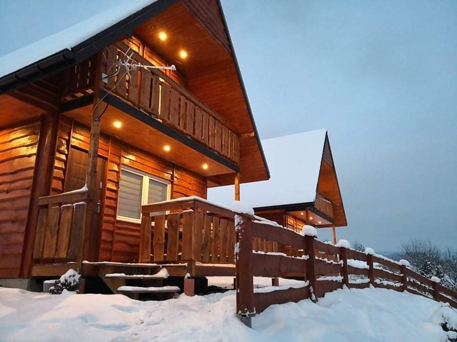 Sielanka-Domki Całoroczne z Kominkiem Jacuzzi Sauna Bezmiechowa