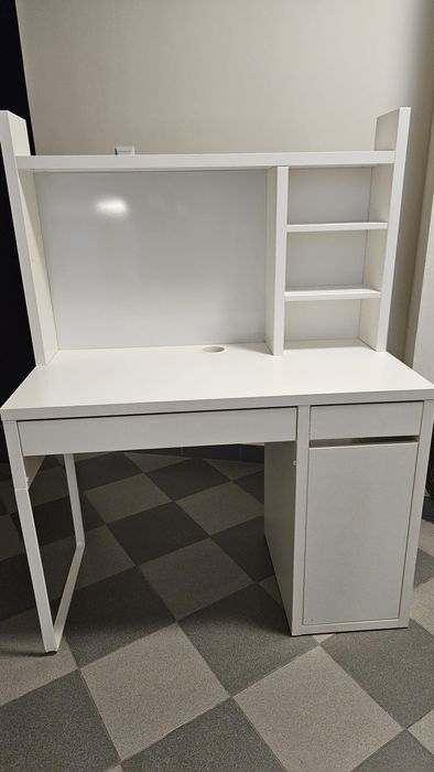 Biurko z nadstawką IKEA