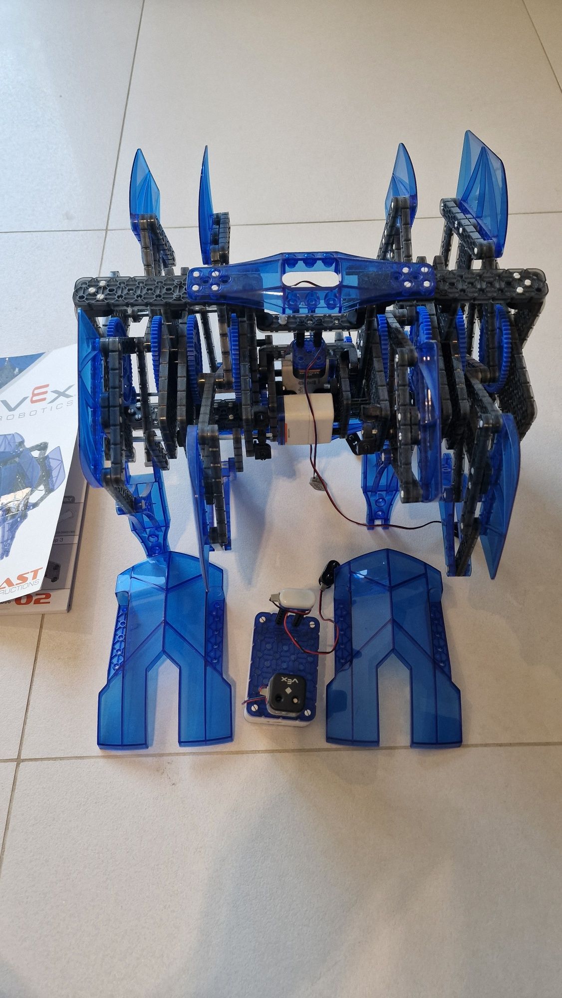 Zabawka robot hexbug vex robotics