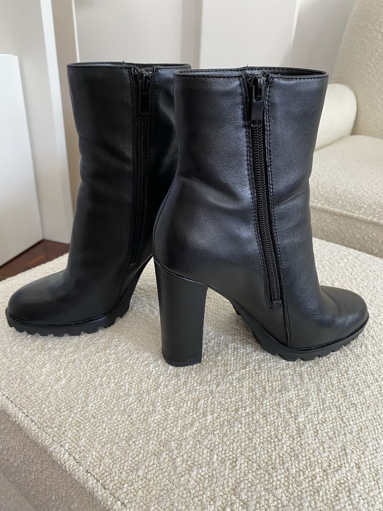 Botas Pretas Aldo