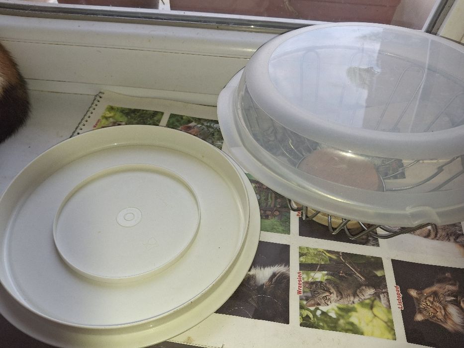 Pojemniki na ciasto koszyczek