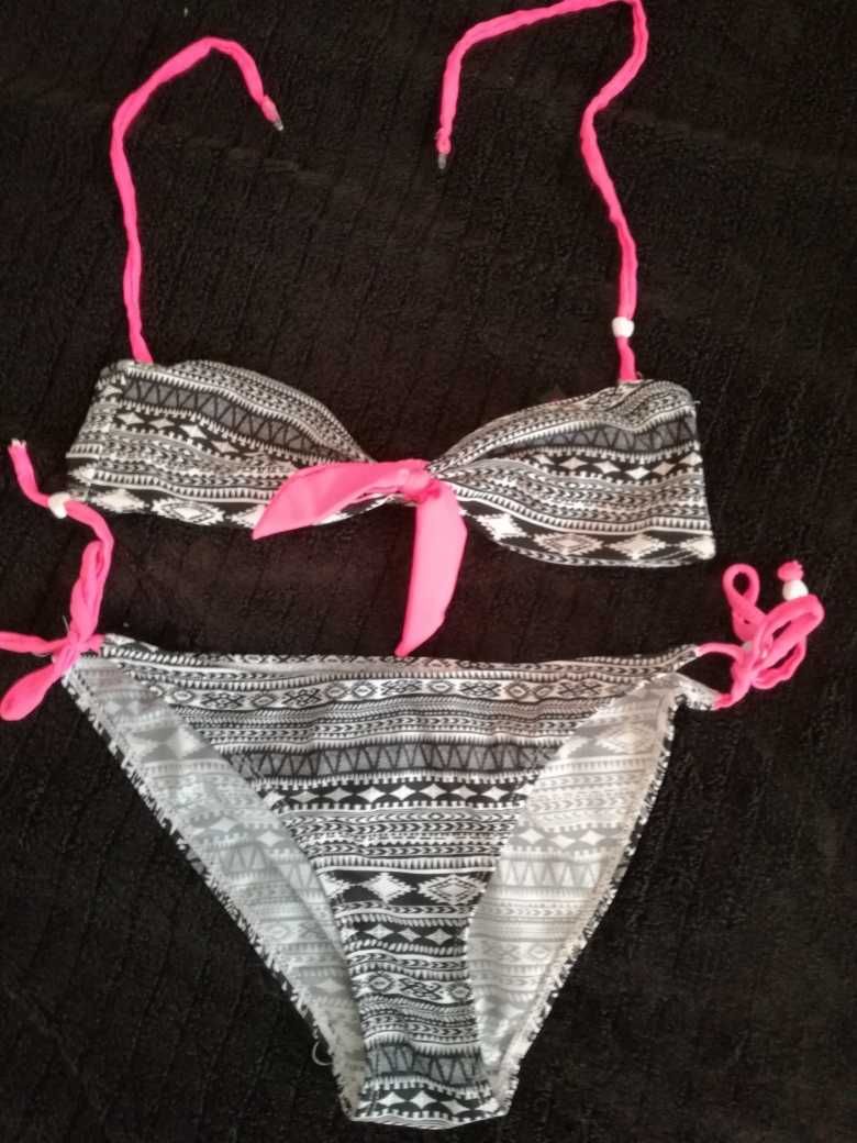 Kostium kąpielowy, bikini w rozmiarze S, Reserved