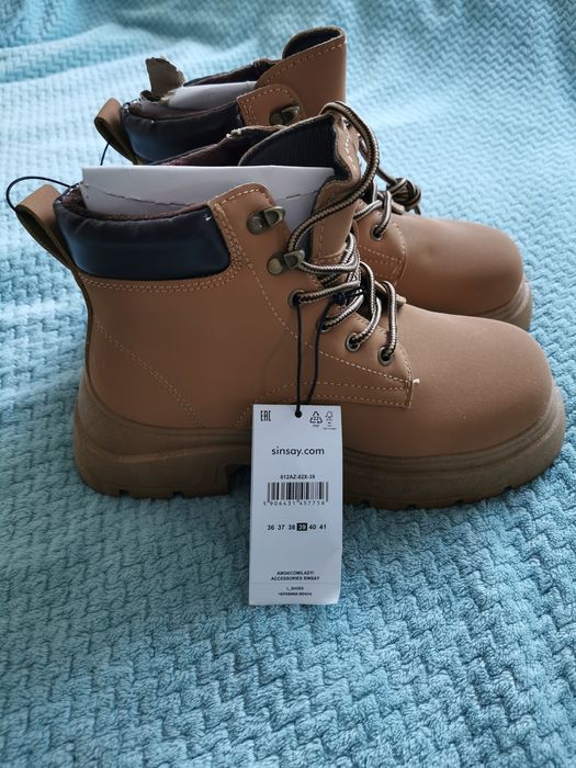 Нові жіночі ботинки Sinsay 39 розмір