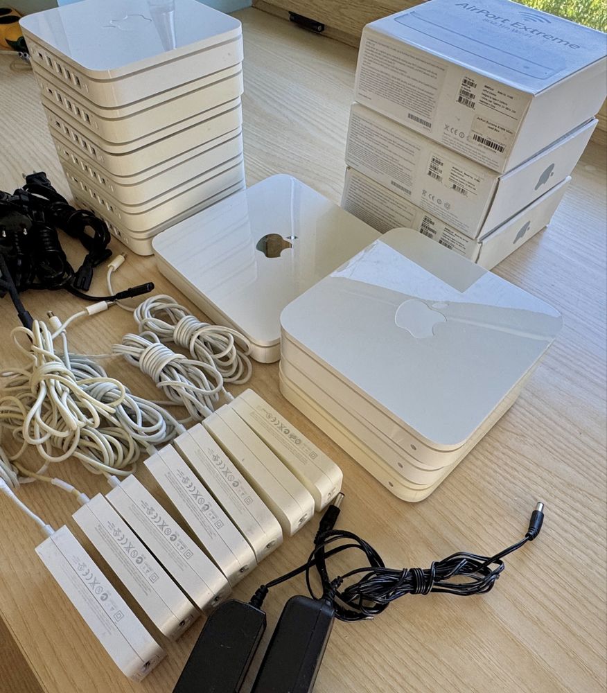 Роутери Apple Airport Extreme A1301, Apple A1143