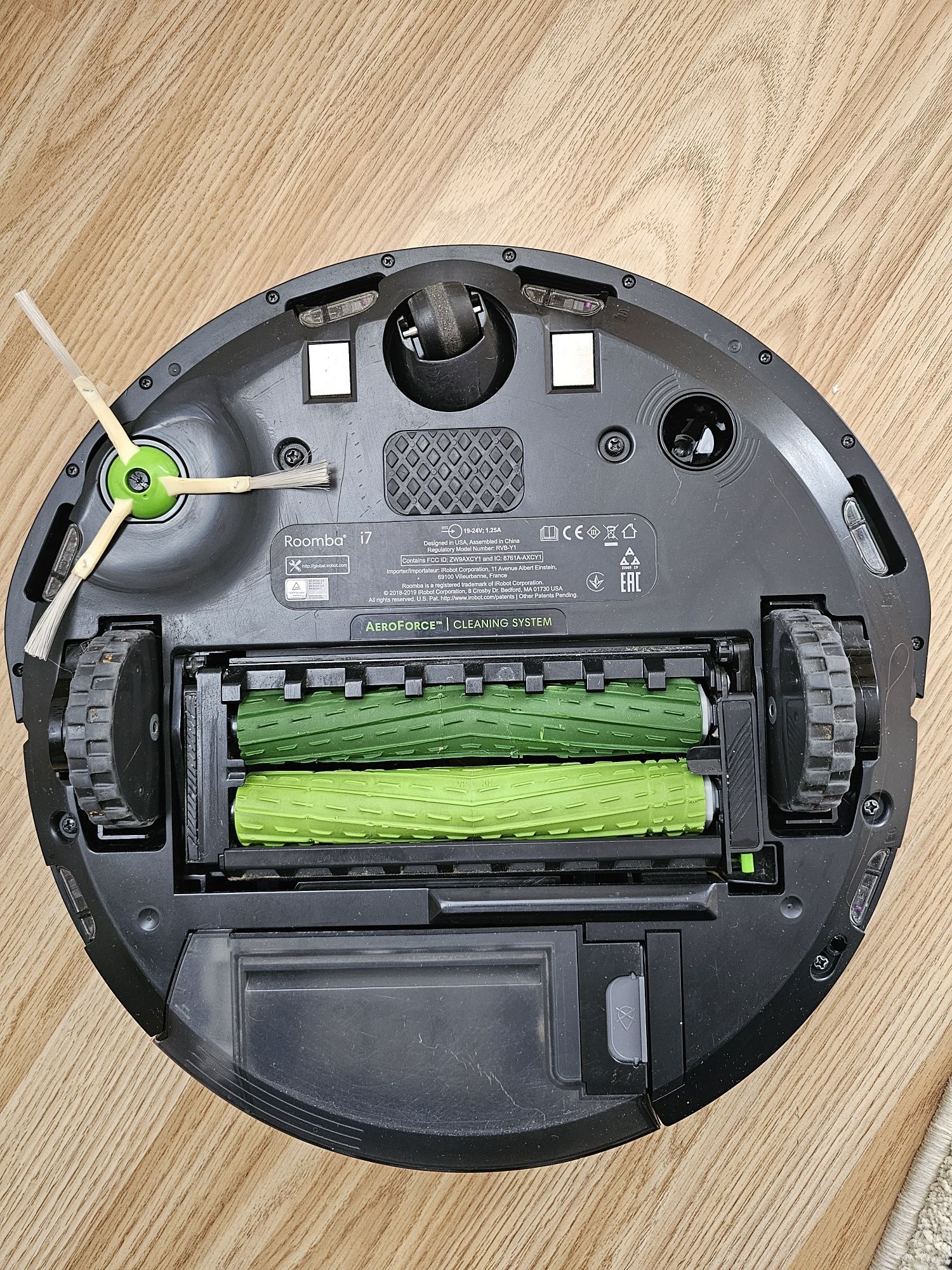 iRobot Roomba i7. wifi, aplikacja, kamera, mapy.