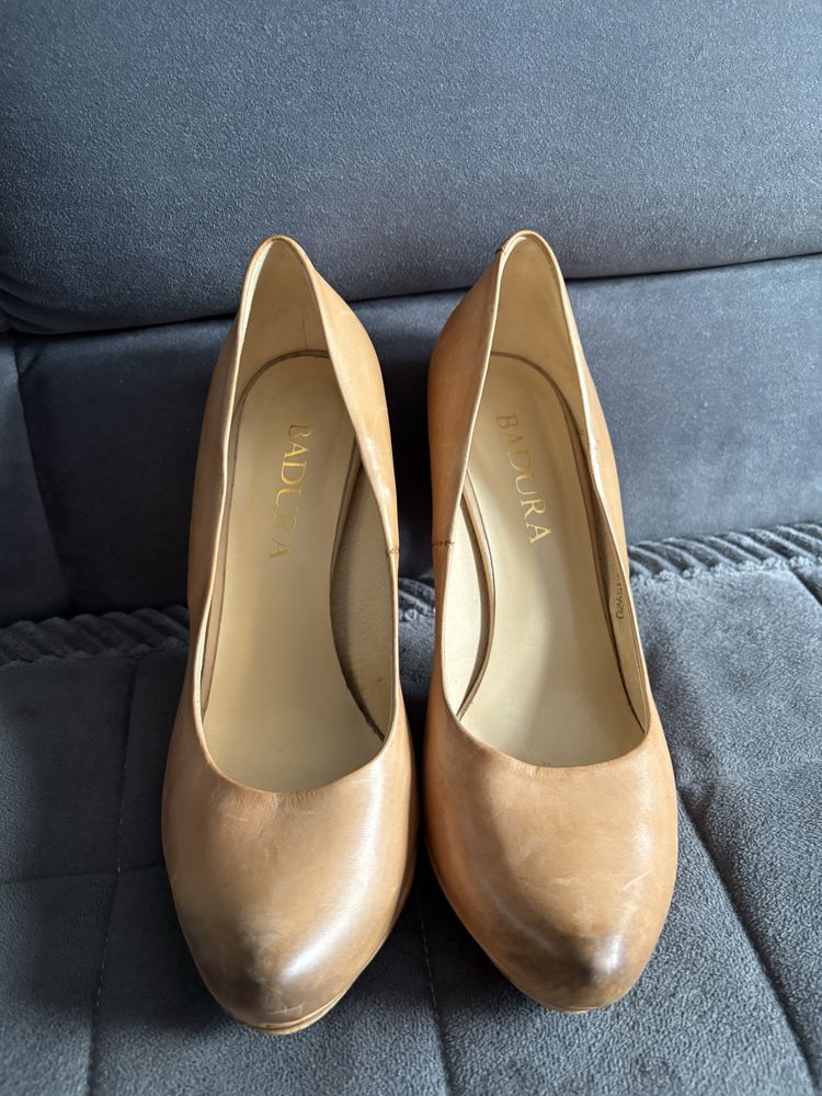 Buty szpilki Badura skóra 39