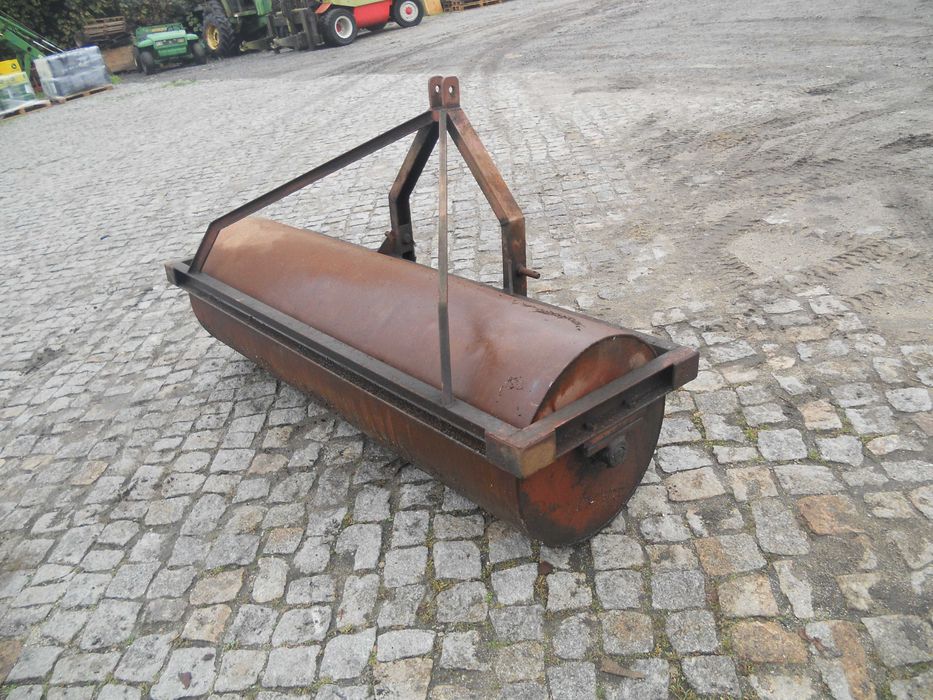 Calcador de terra de 1,80Mtr largura de trabalho