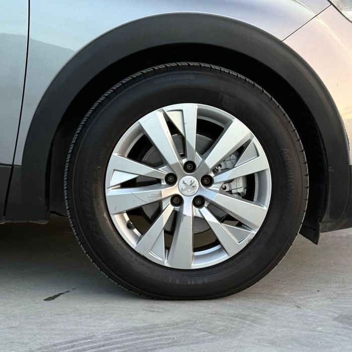 Peugeot 3008 1.6 BlueHDi Allure EAT6