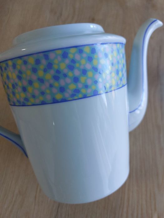 Bule em porcelana de Limoges. Novo