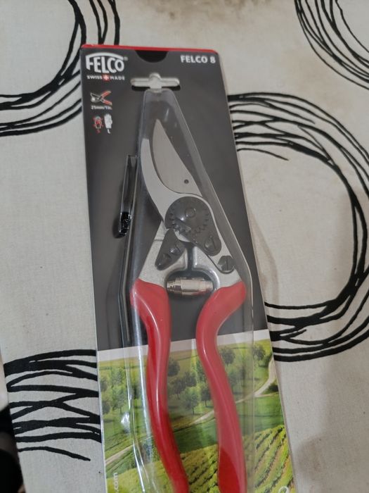 Tesoura Felco 8 nova