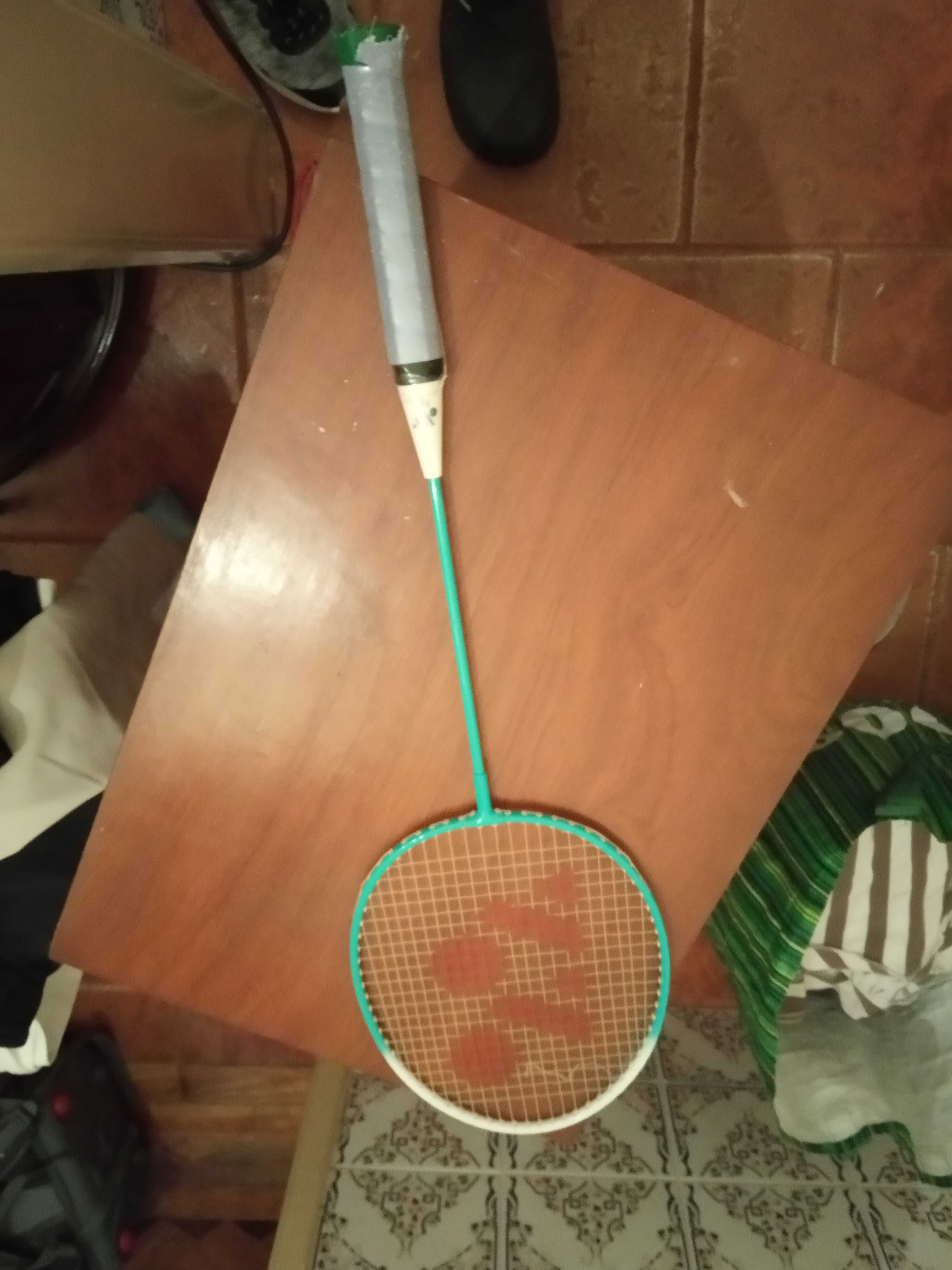 Vendo raquete yonex